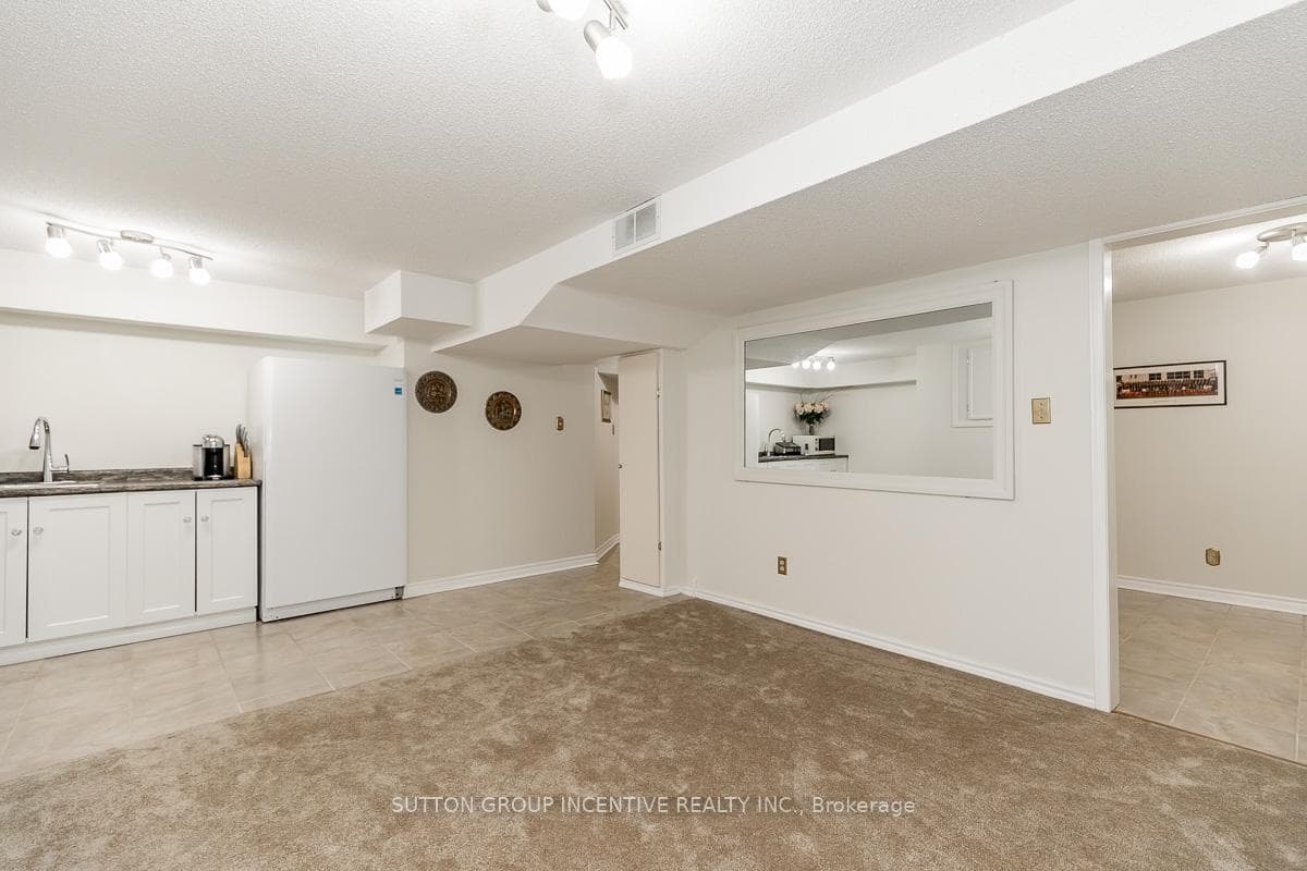 89 Cityview Circle photo 45