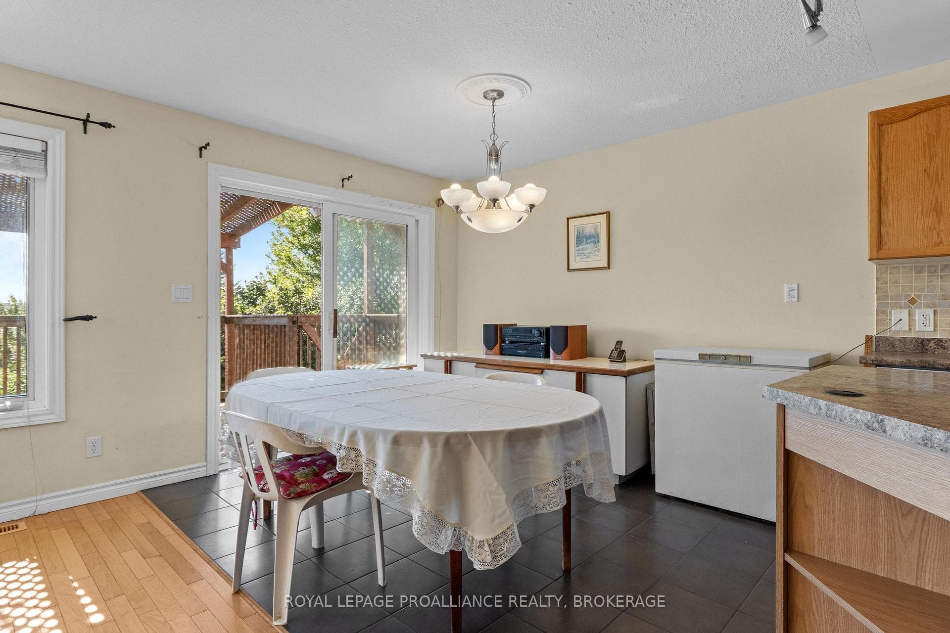 748 Tanner Drive photo 6