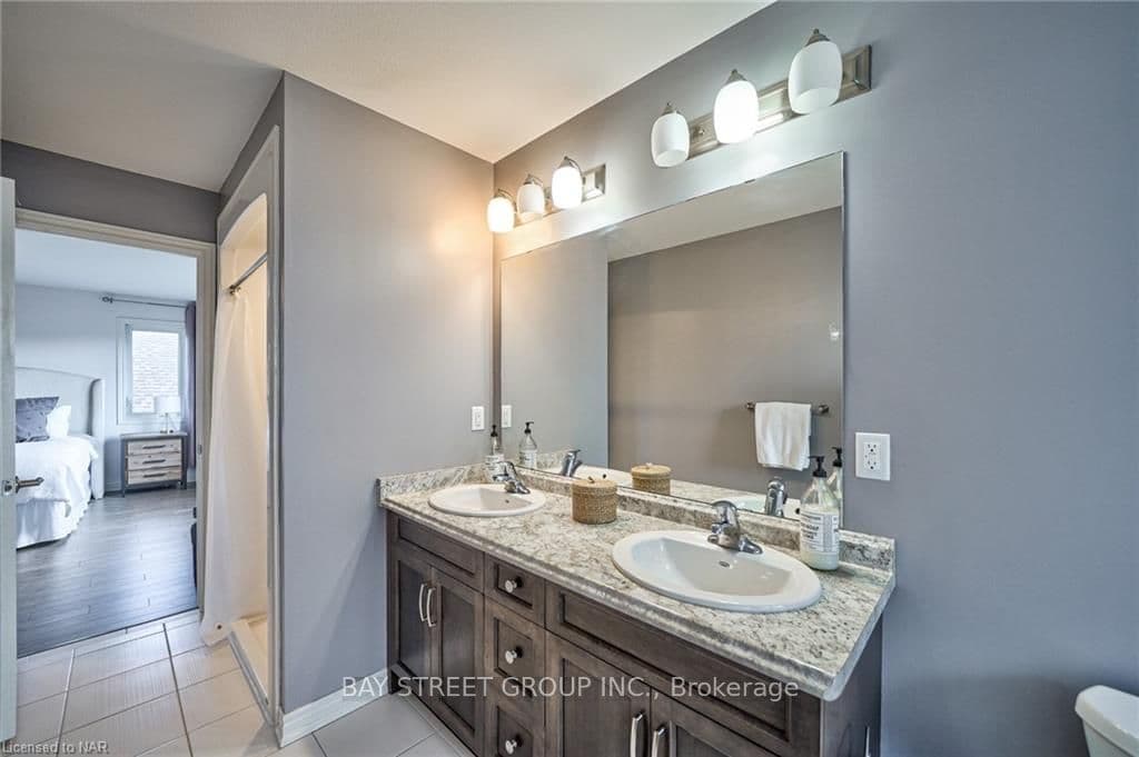 7516 LIONSHEAD Avenue photo 33
