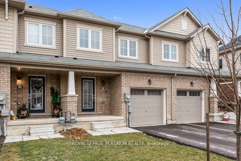 146 Esther Crescent photo 1