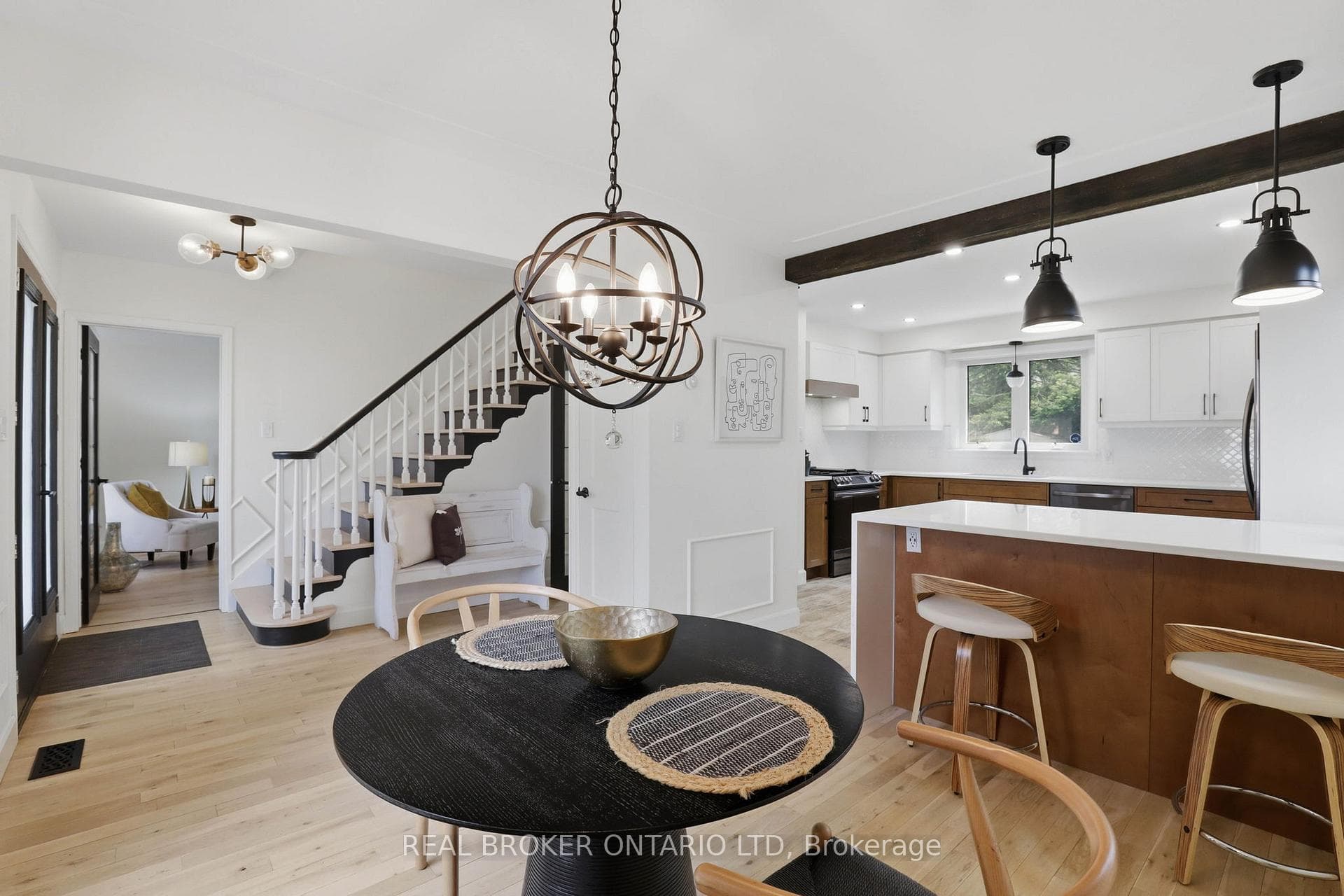 196 Wychwood Park photo 2
