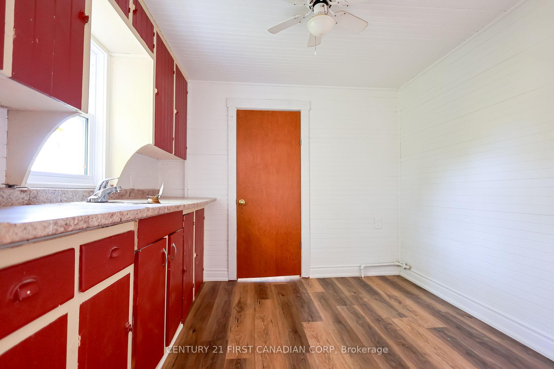 188 Furnival Road photo 26