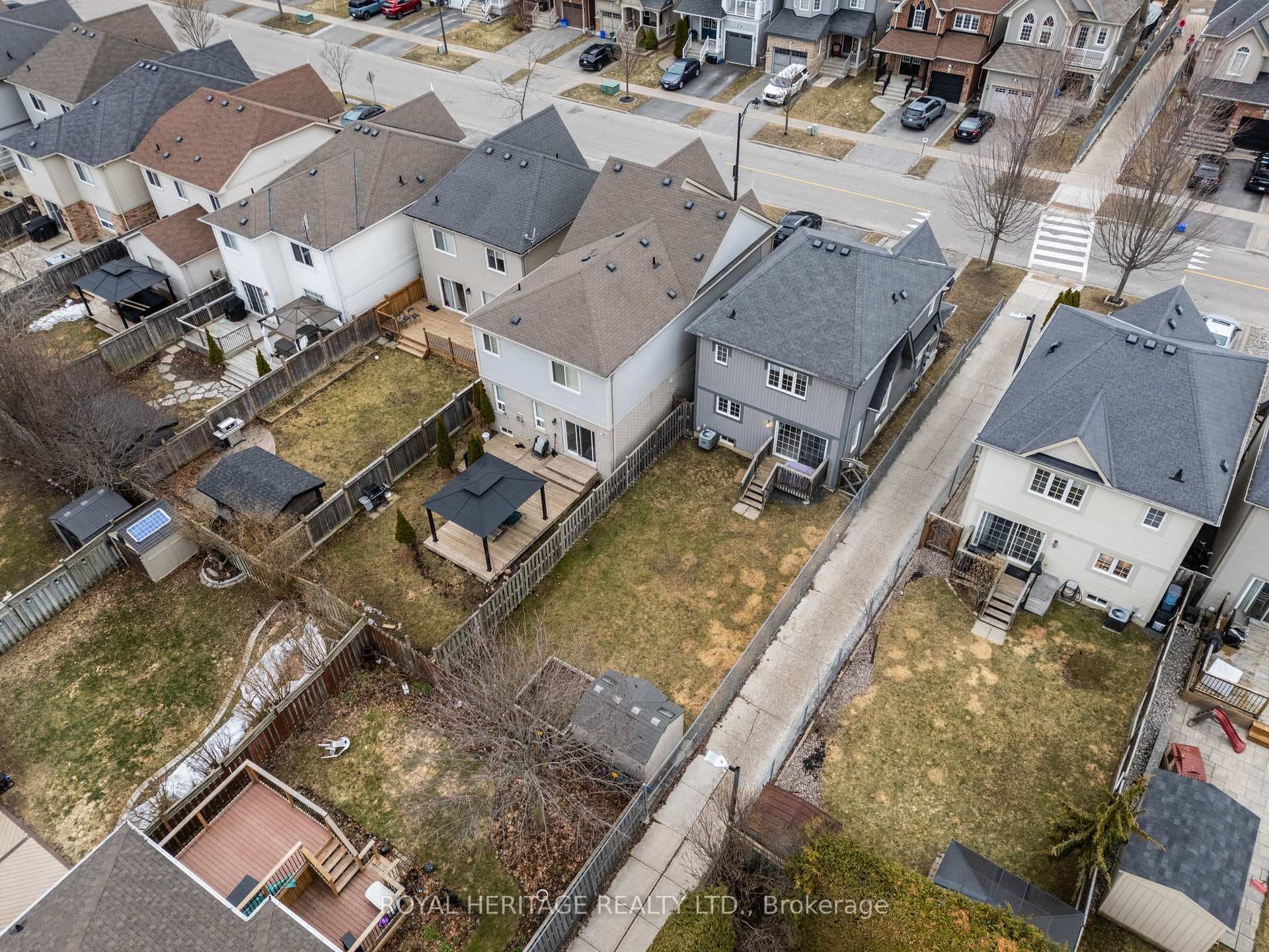 127 Honeyman Drive photo 28
