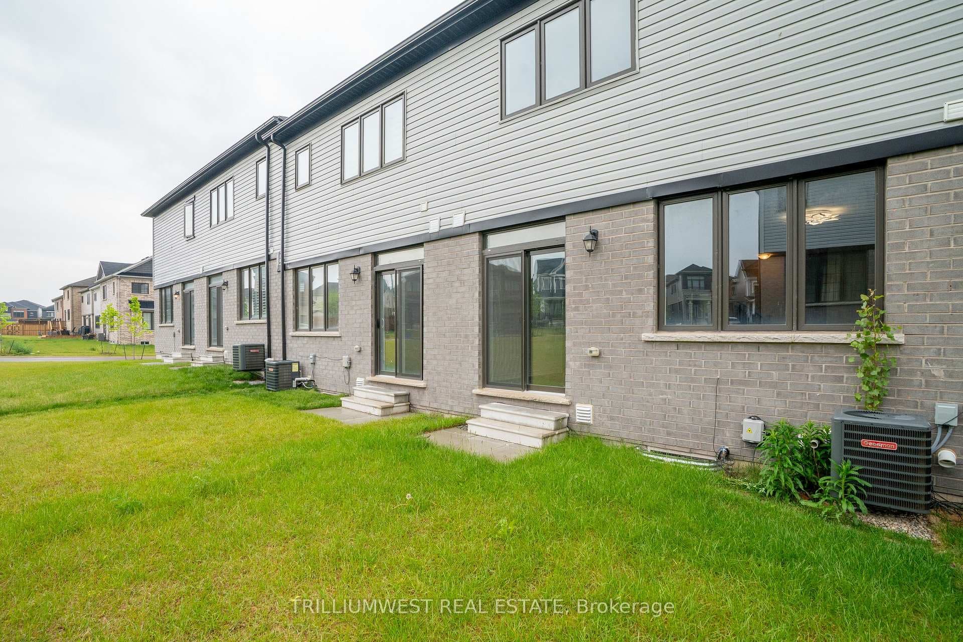 377 Dolman Street photo 30