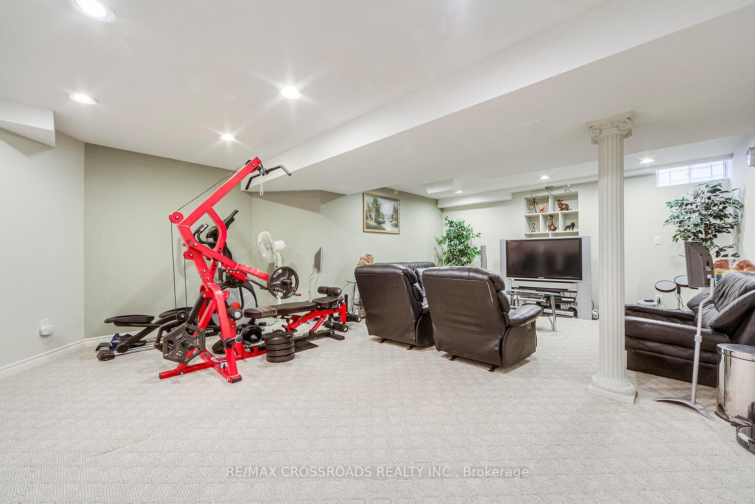 238 Highglen Avenue photo 38
