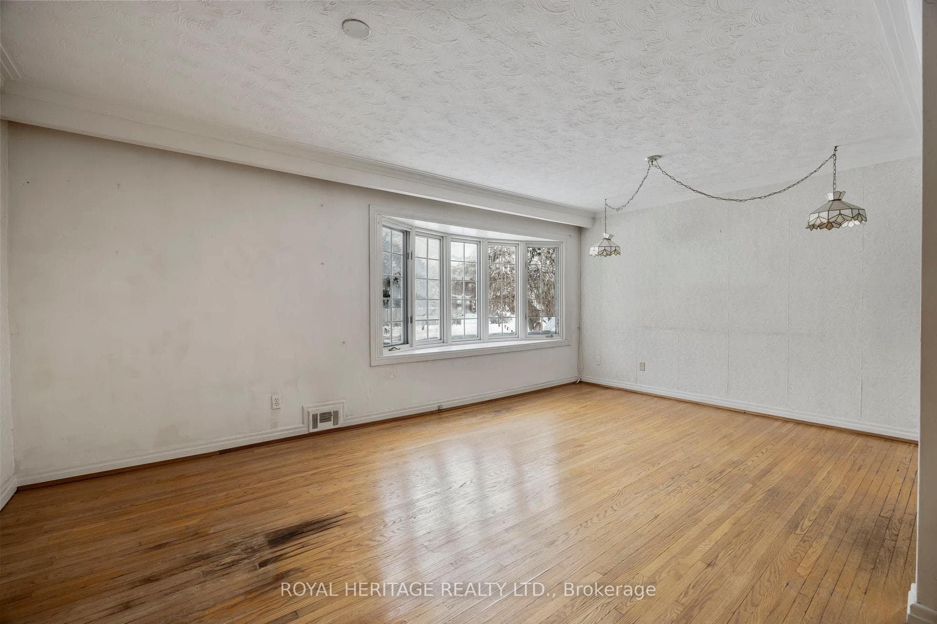 47 Shropshire Drive photo 6
