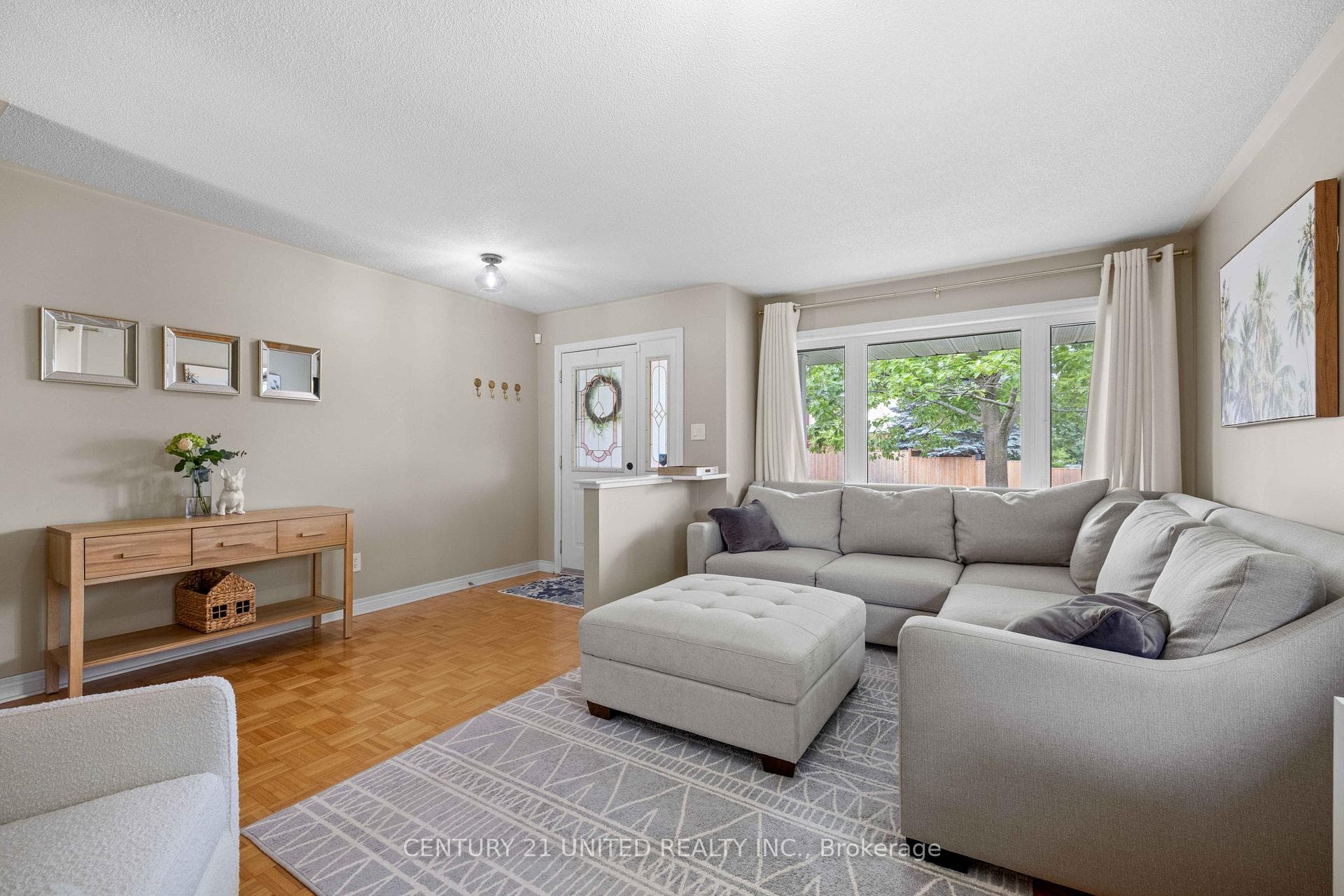 487 Fortye Drive photo 2