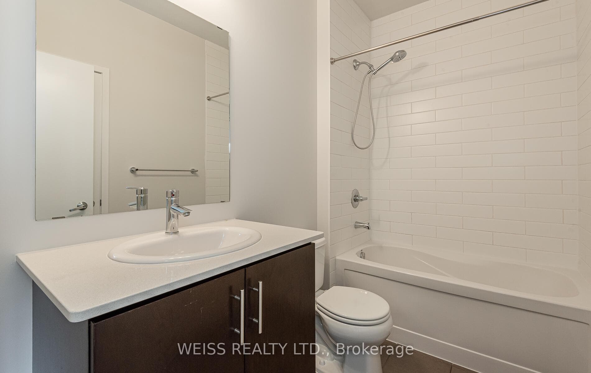 360 Square One Drive Unit 507 photo 17