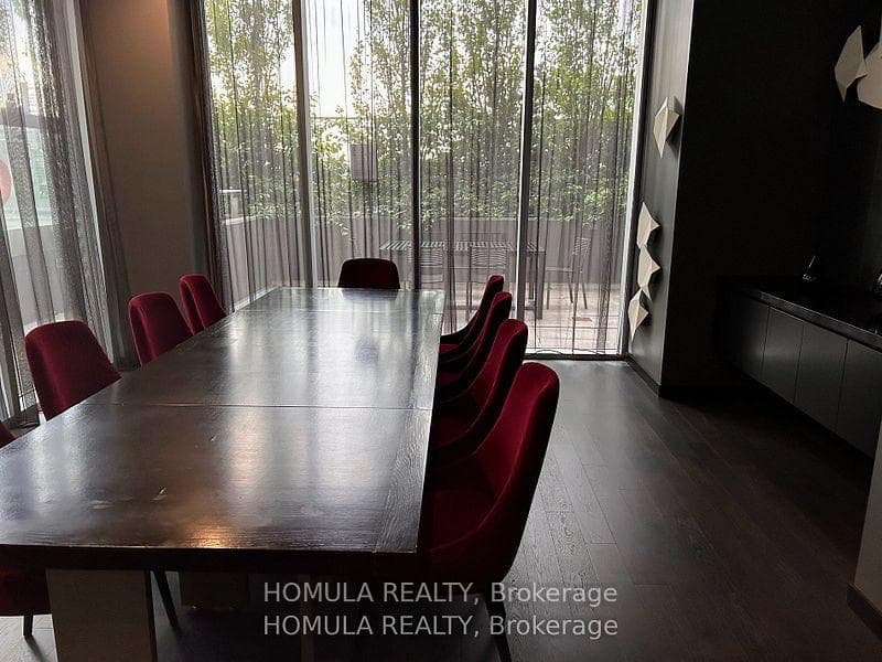 318 Richmond Street Unit 2404 photo 16
