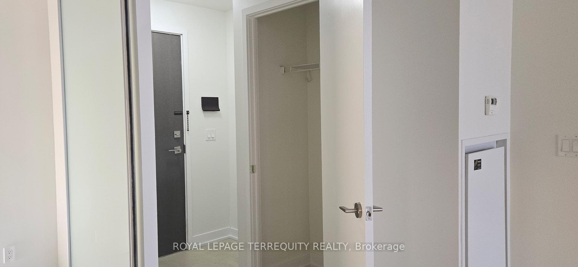 20 Gladstone Avenue Unit 502 photo 3