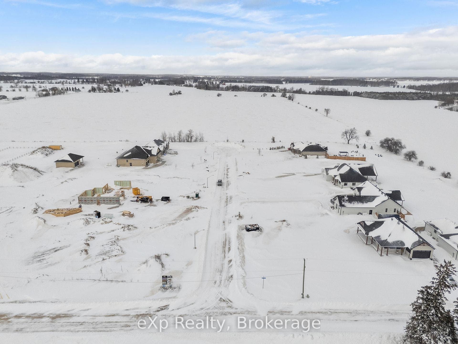 43712 ADELAIDE Street photo 12