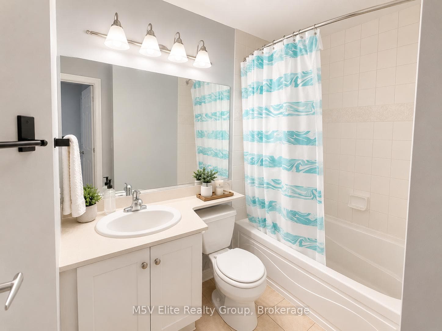 3504 Hurontario Street Unit 212 photo 7