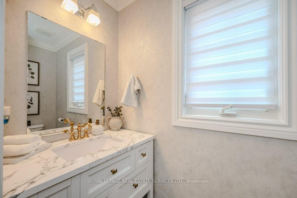 Powder Room