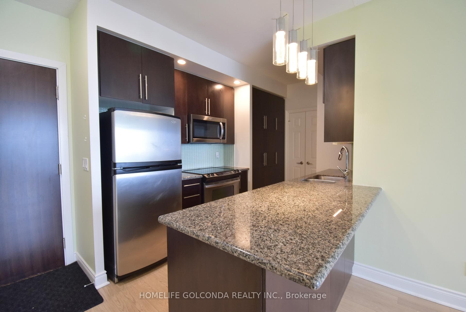 23 Cox Boulevard Unit 1667 photo 12
