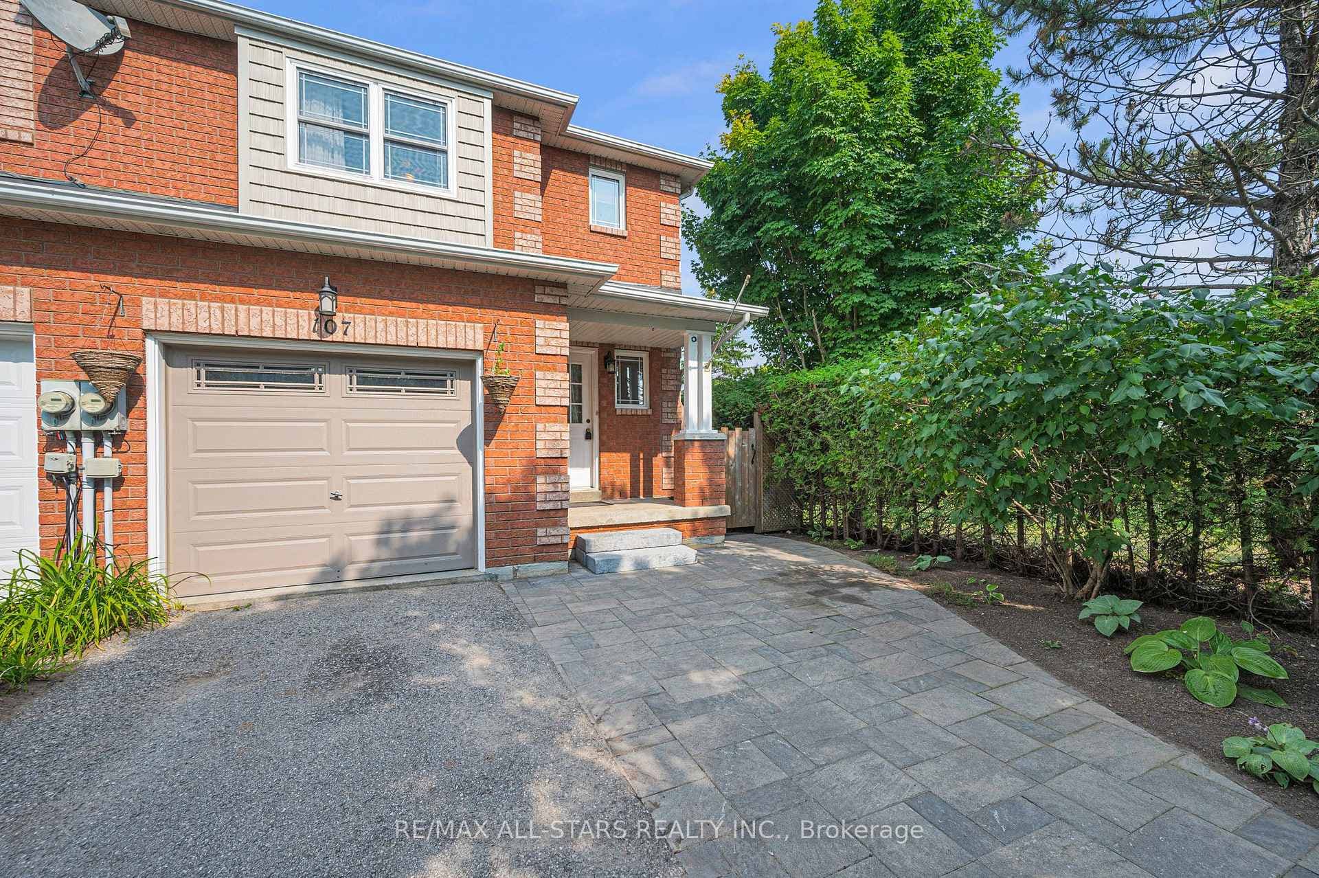 107 Lorne Street photo 2