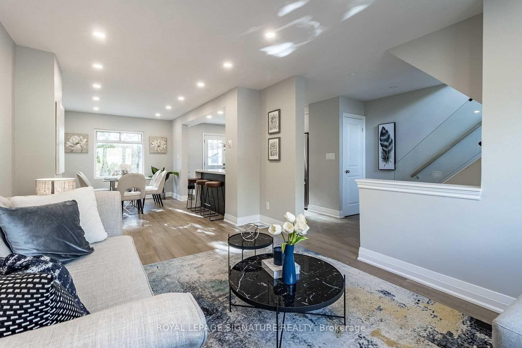 3554 Queenston Drive photo 4