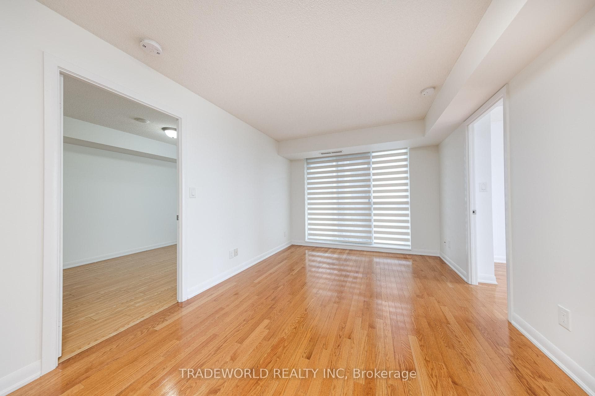 5793 Yonge Street Unit 1907 photo 8
