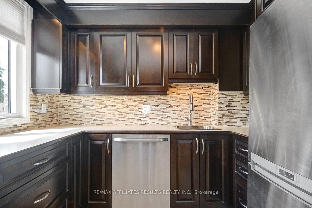 6549 Bilberry Drive Unit 6549B photo 18