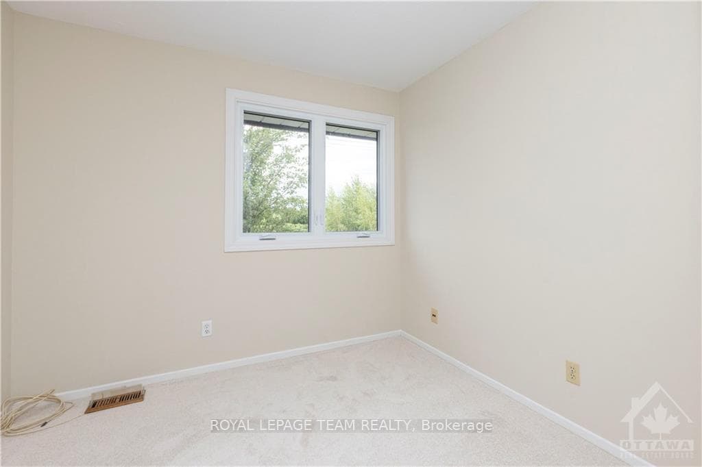 64 ELVASTON Avenue photo 24