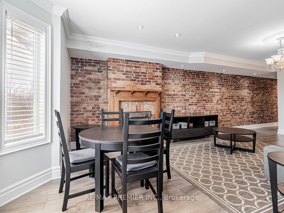 10 St Annes Road Unit Upper photo 7
