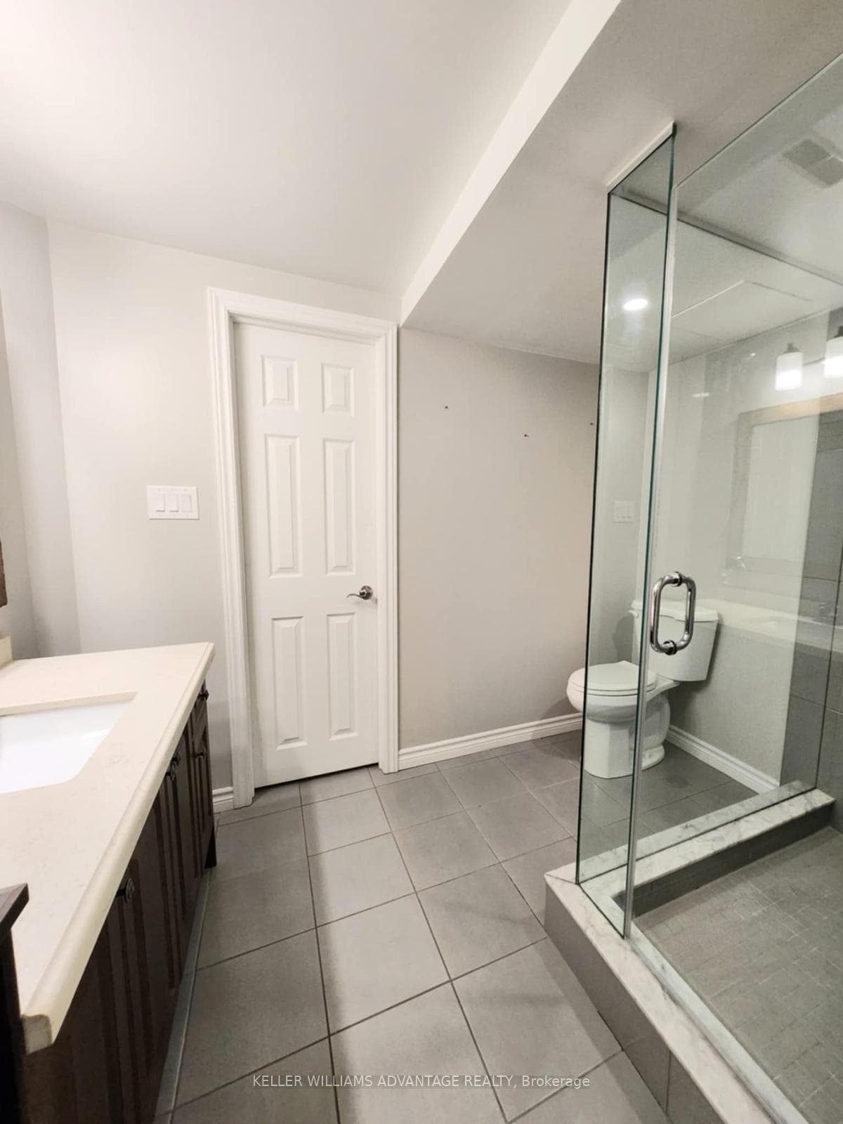21 Cumberland Drive Unit Lower photo 9