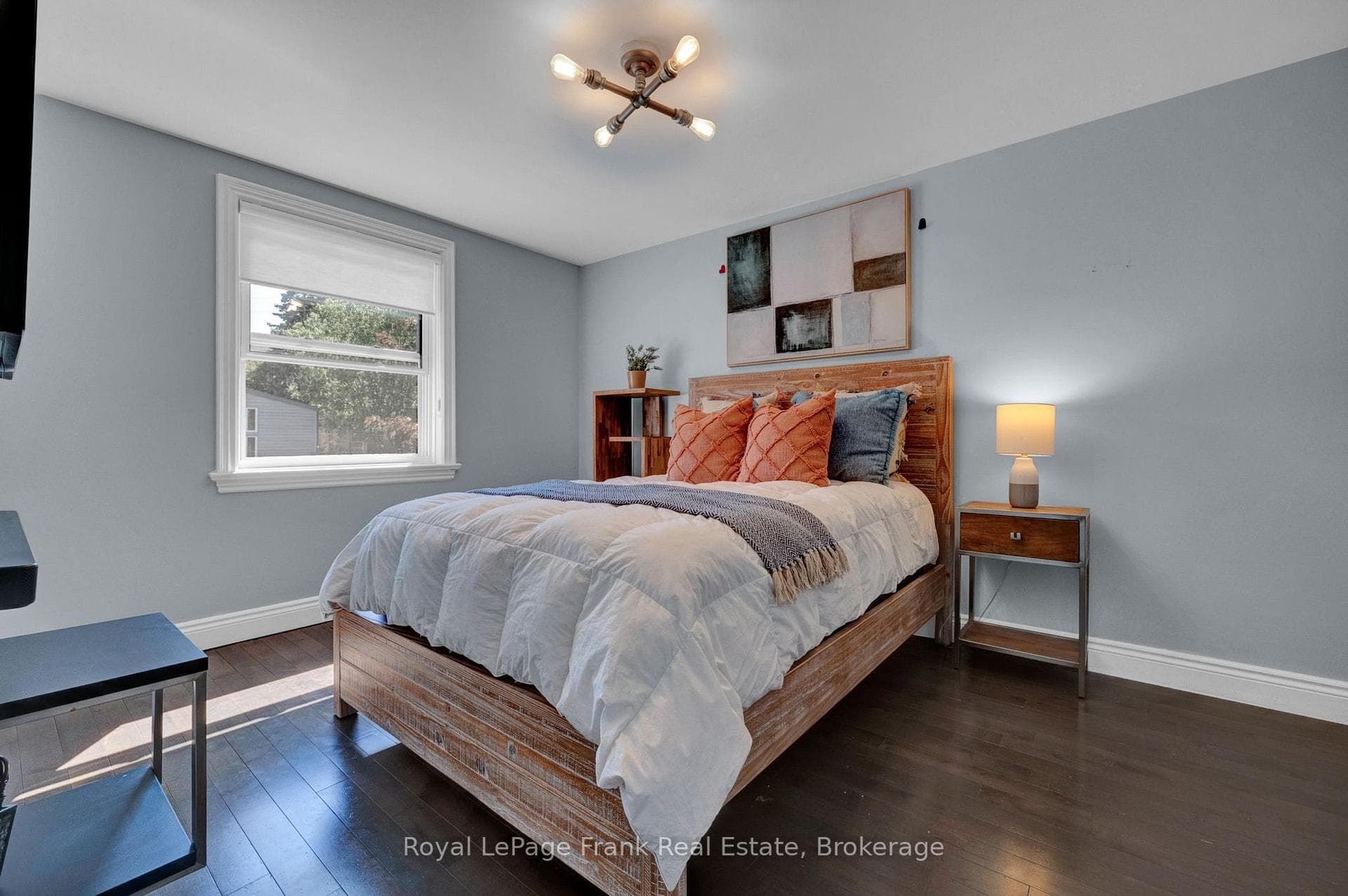 777 Shetland Court photo 36