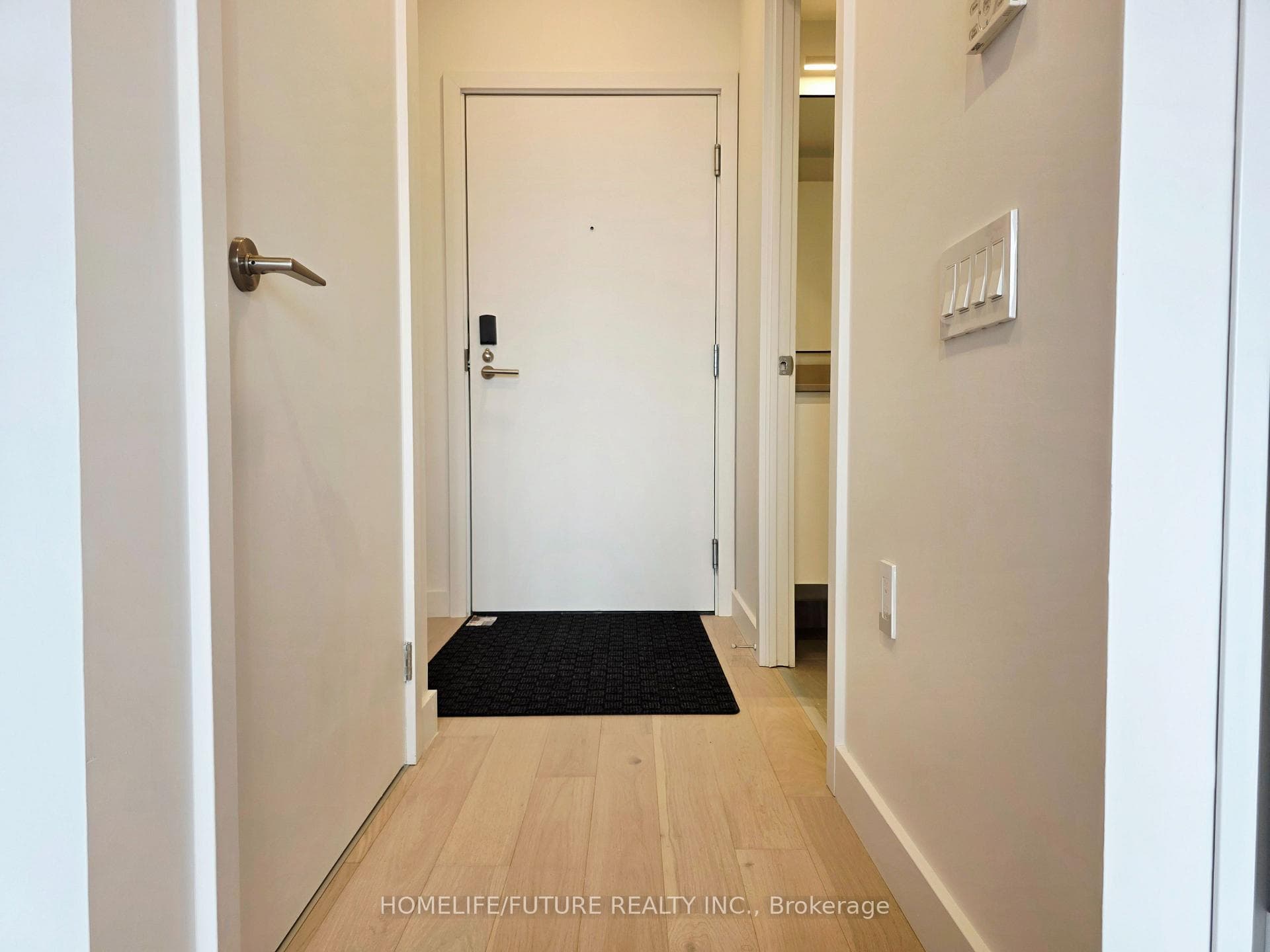 1720 Bayview Avenue Unit 430 photo 9