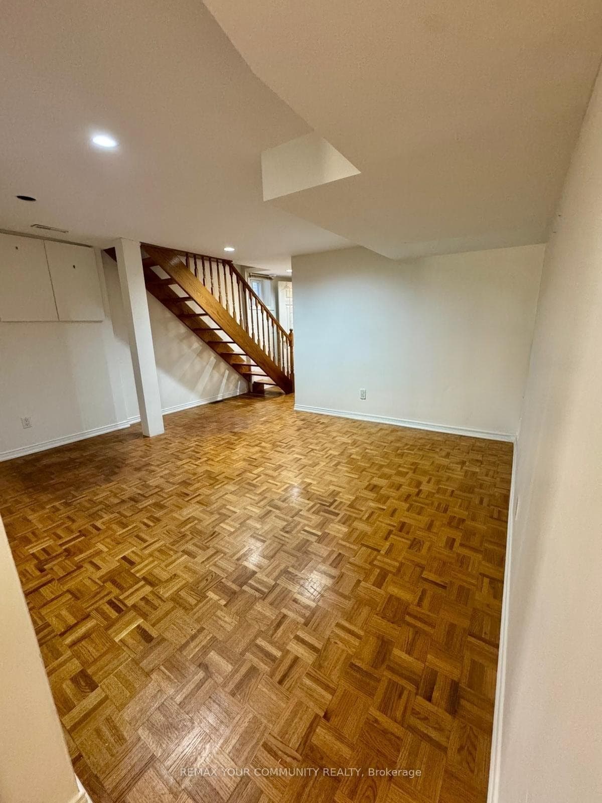 317 Boon Avenue photo 6