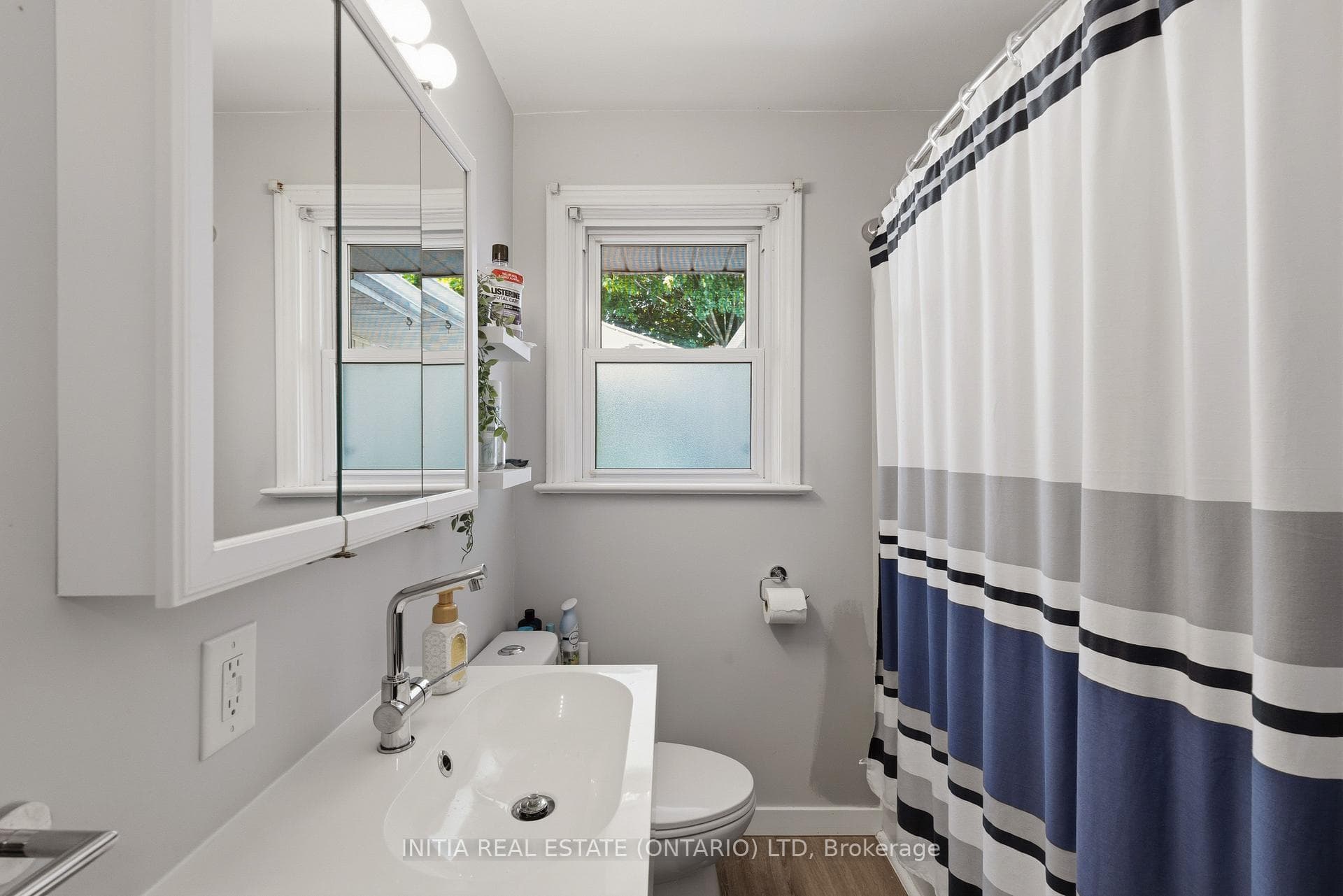 97 Grey Crescent photo 19