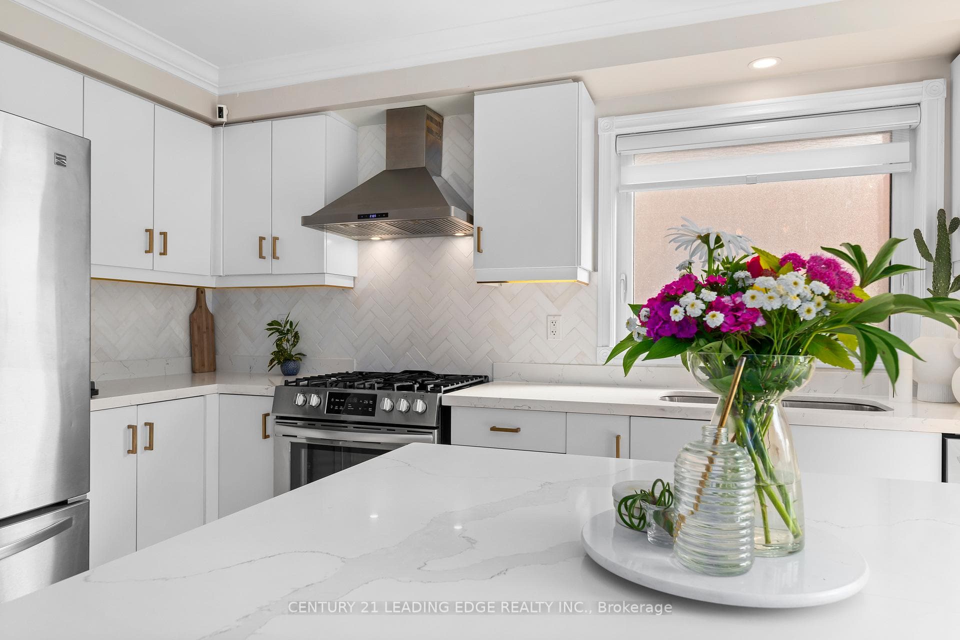 1113 Hepburn Road photo 30