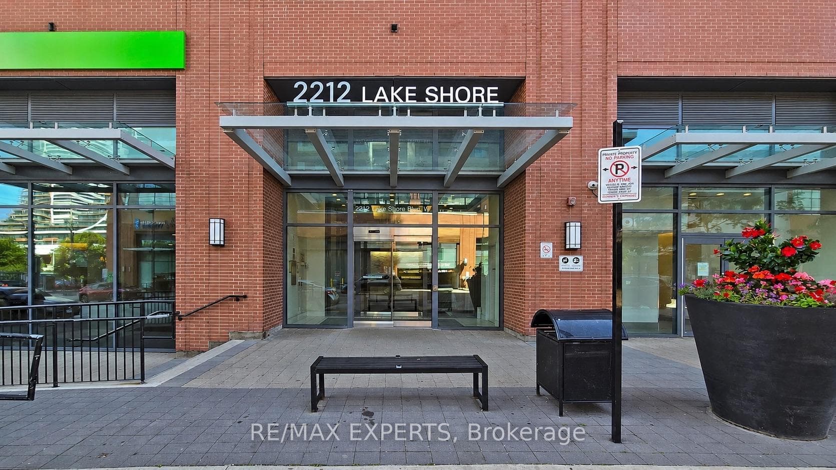 2212 Lakeshore Boulevard Unit 615 photo 33