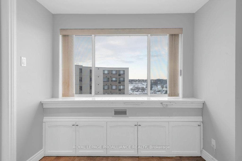 2 South Front Street Unit 1001 photo 17