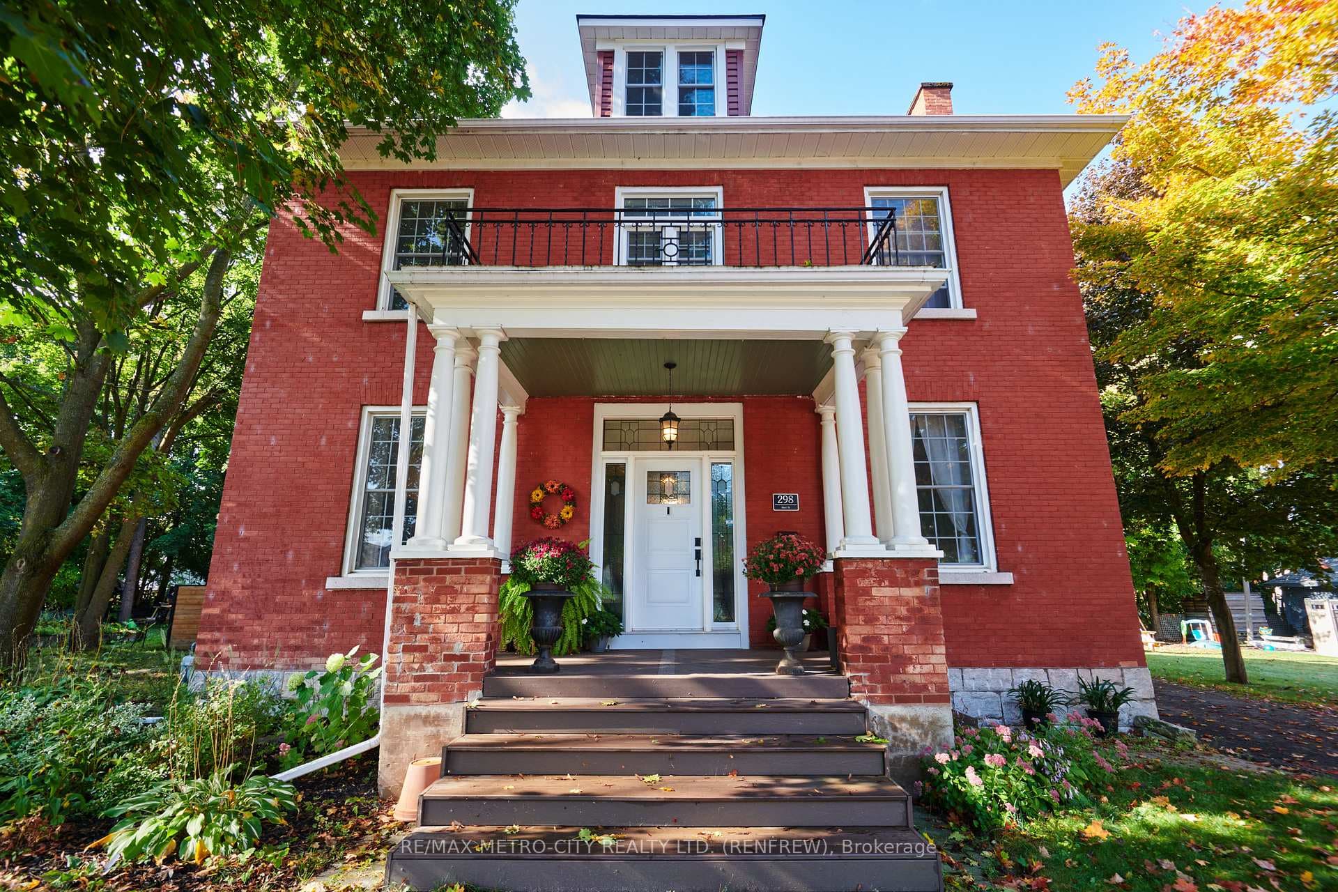 298 Barr Street photo 5