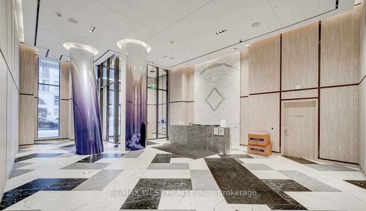 395 Bloor Street Unit 5507 photo 6