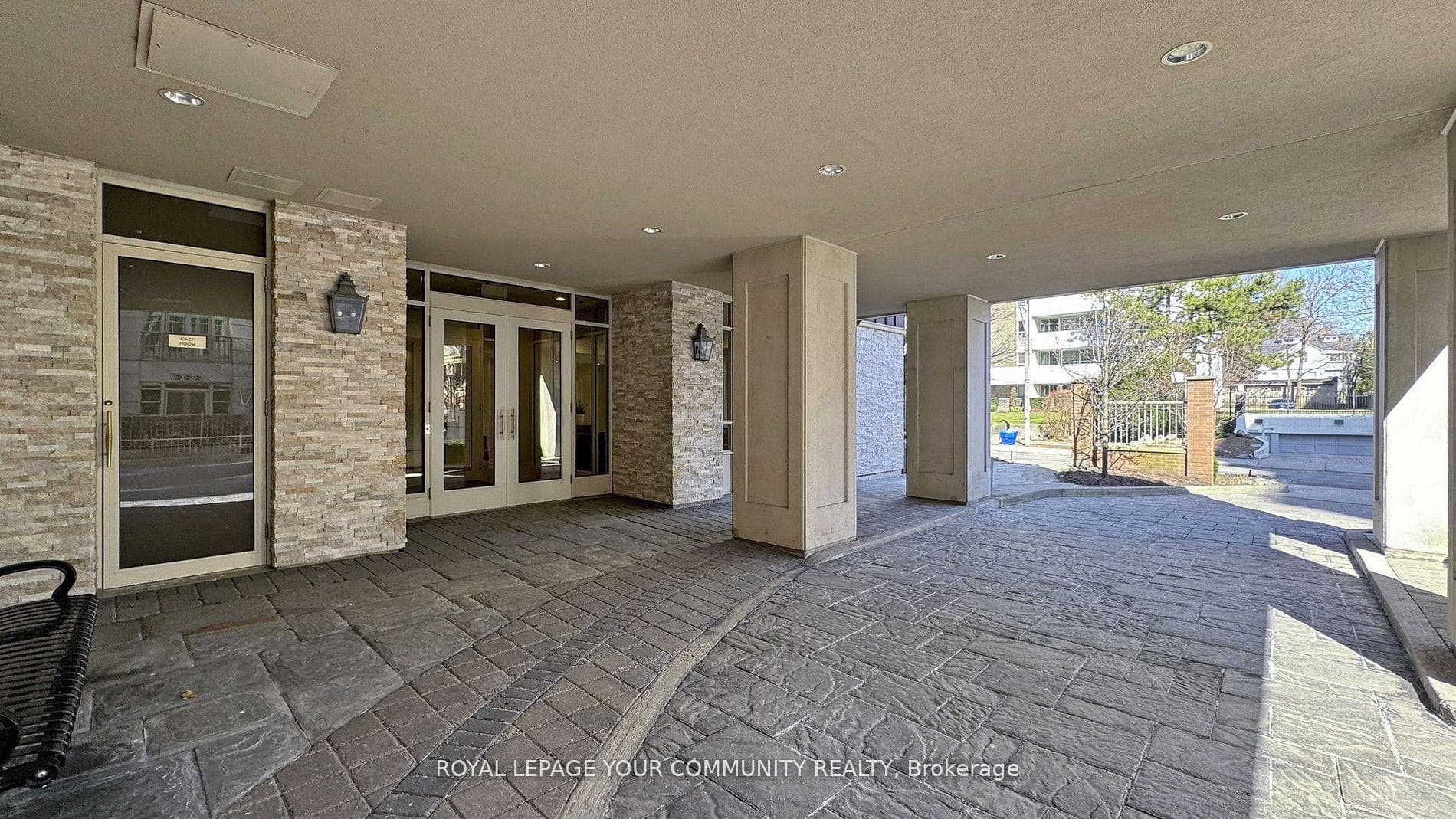 55 Delisle Avenue Unit 501 photo 5