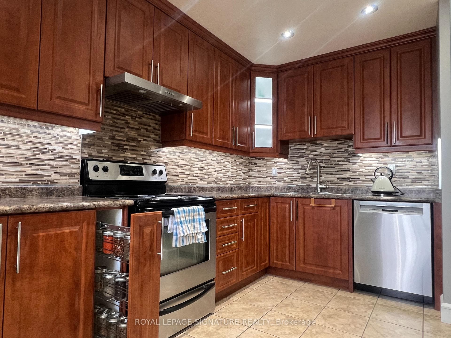 1055 A Forestwood Drive Unit 212 photo 1
