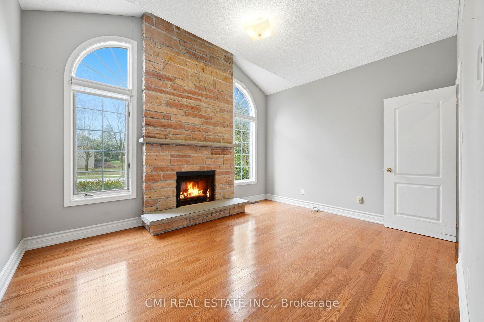 15 Treegrove Circle photo 18