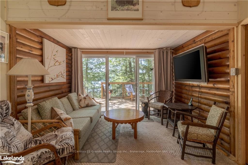 Living & Dining Room View 4