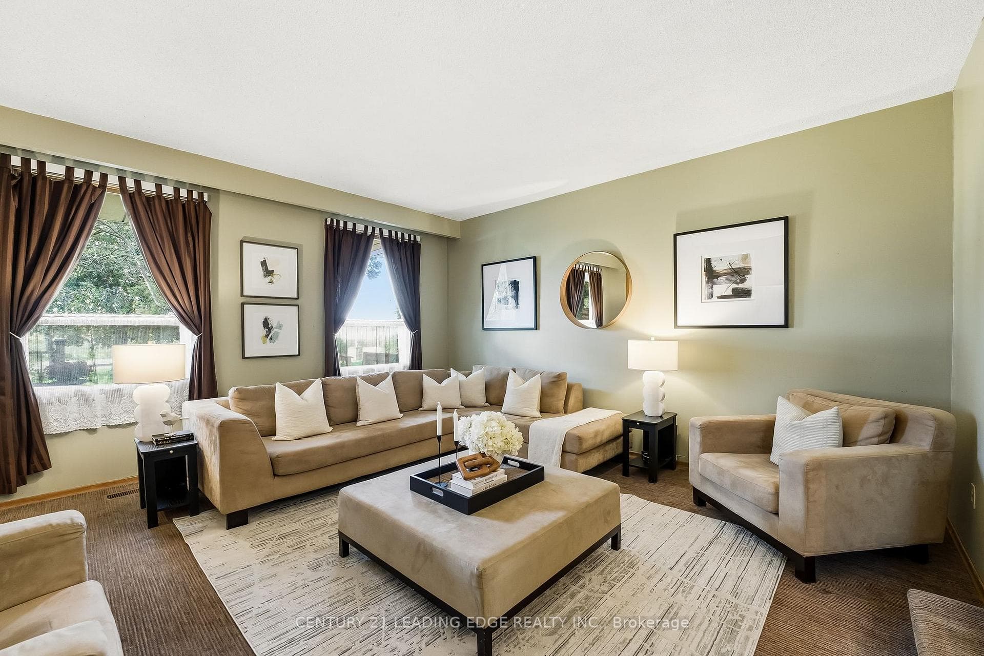 63 Lakeridge Road photo 13