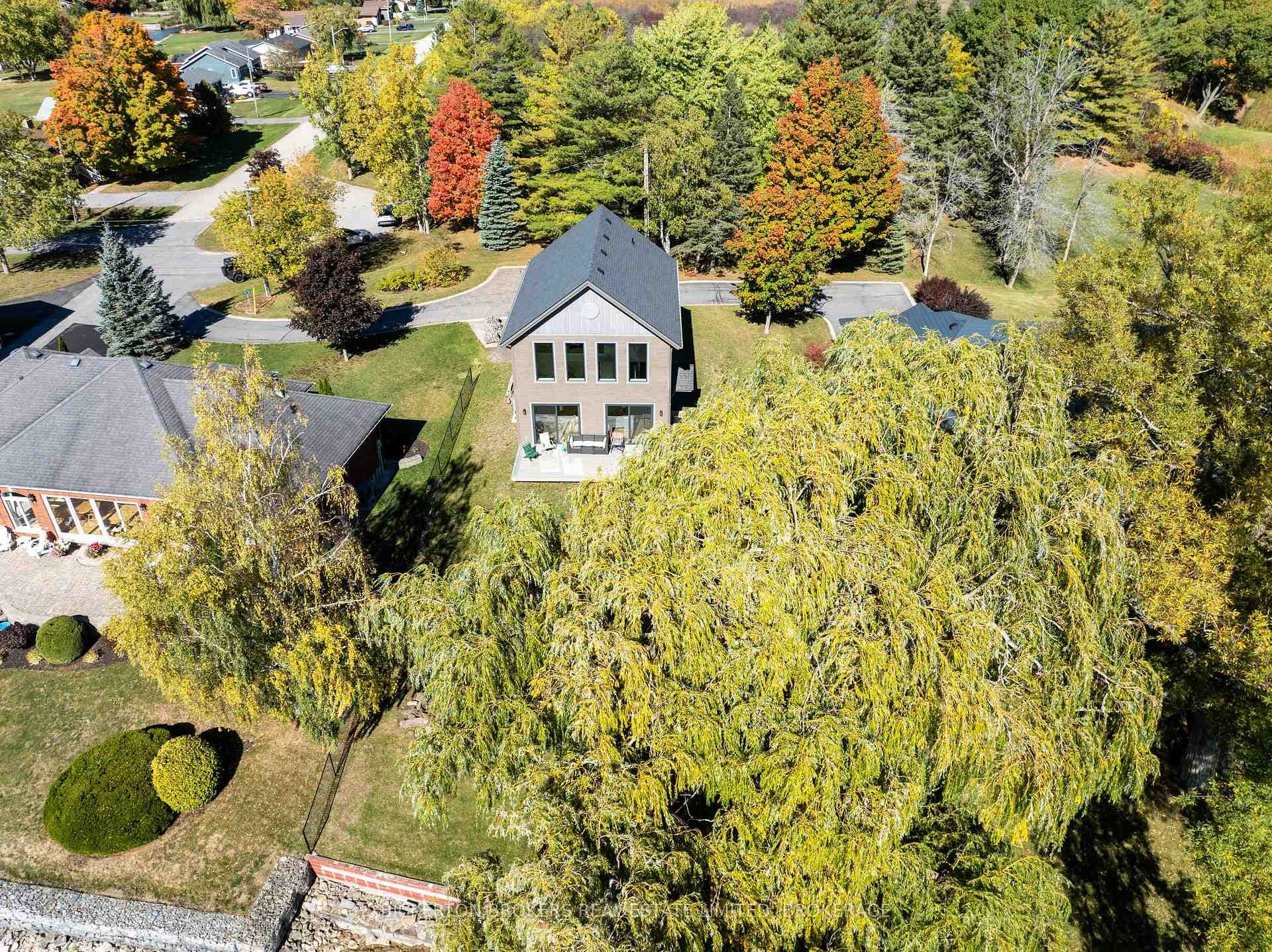 113 Willowbank Road photo 5