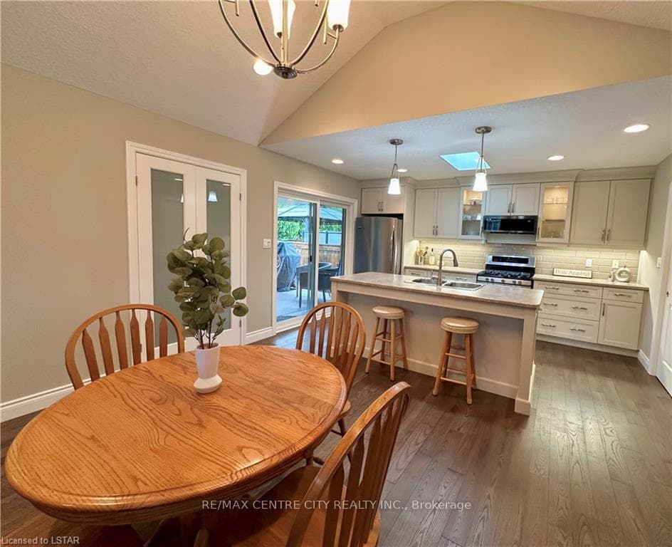 2 Blairmont Terrace photo 10