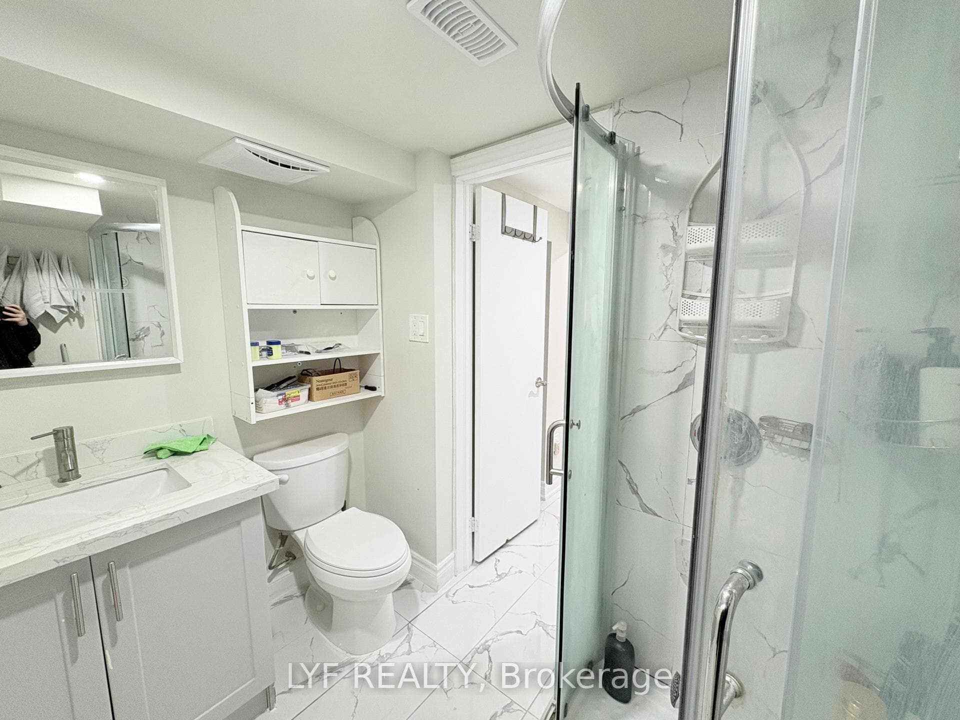 22 Ivordale Crescent Unit BSMT photo 13