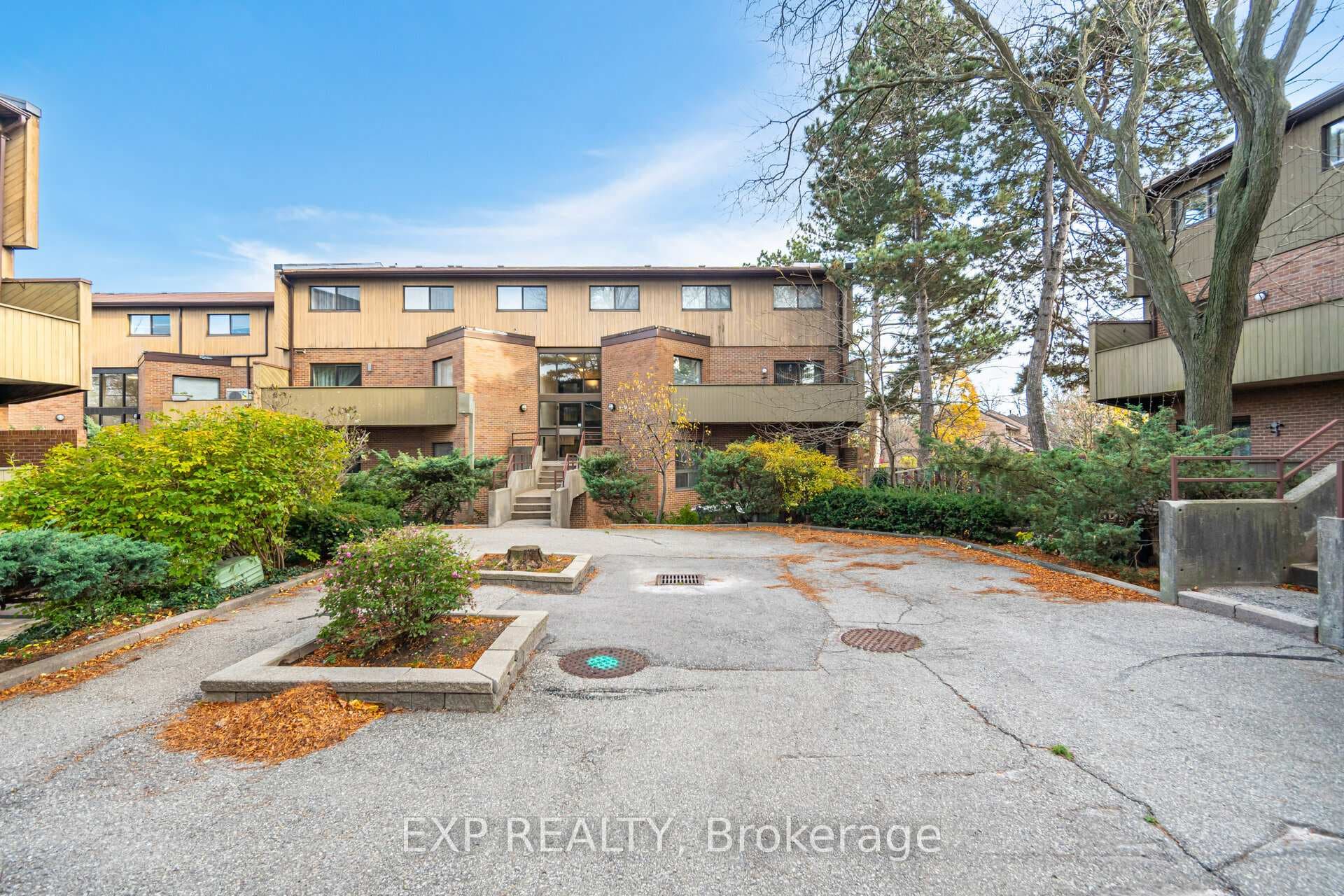 End-unit townhouse!