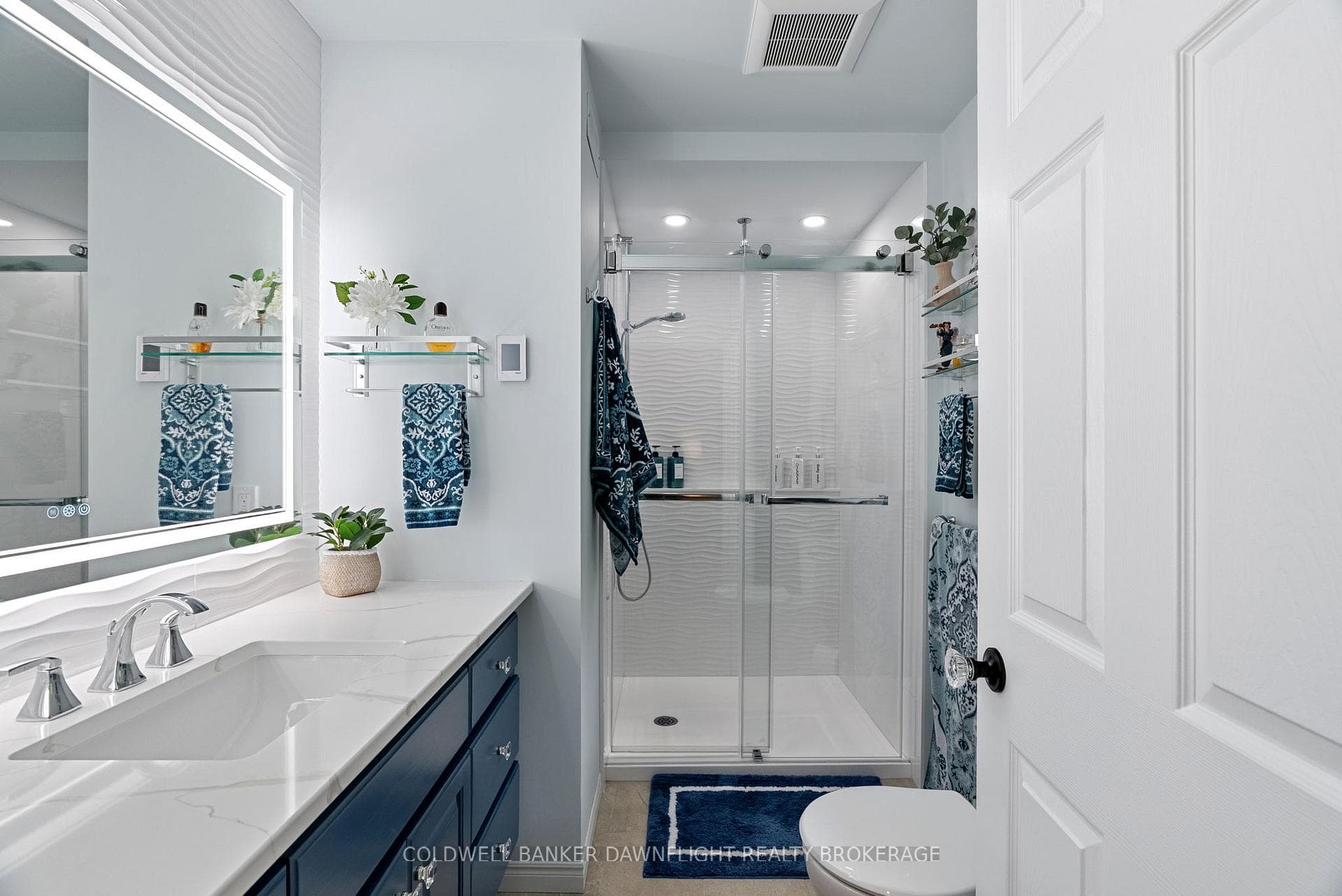 224 Waterloo Street photo 26