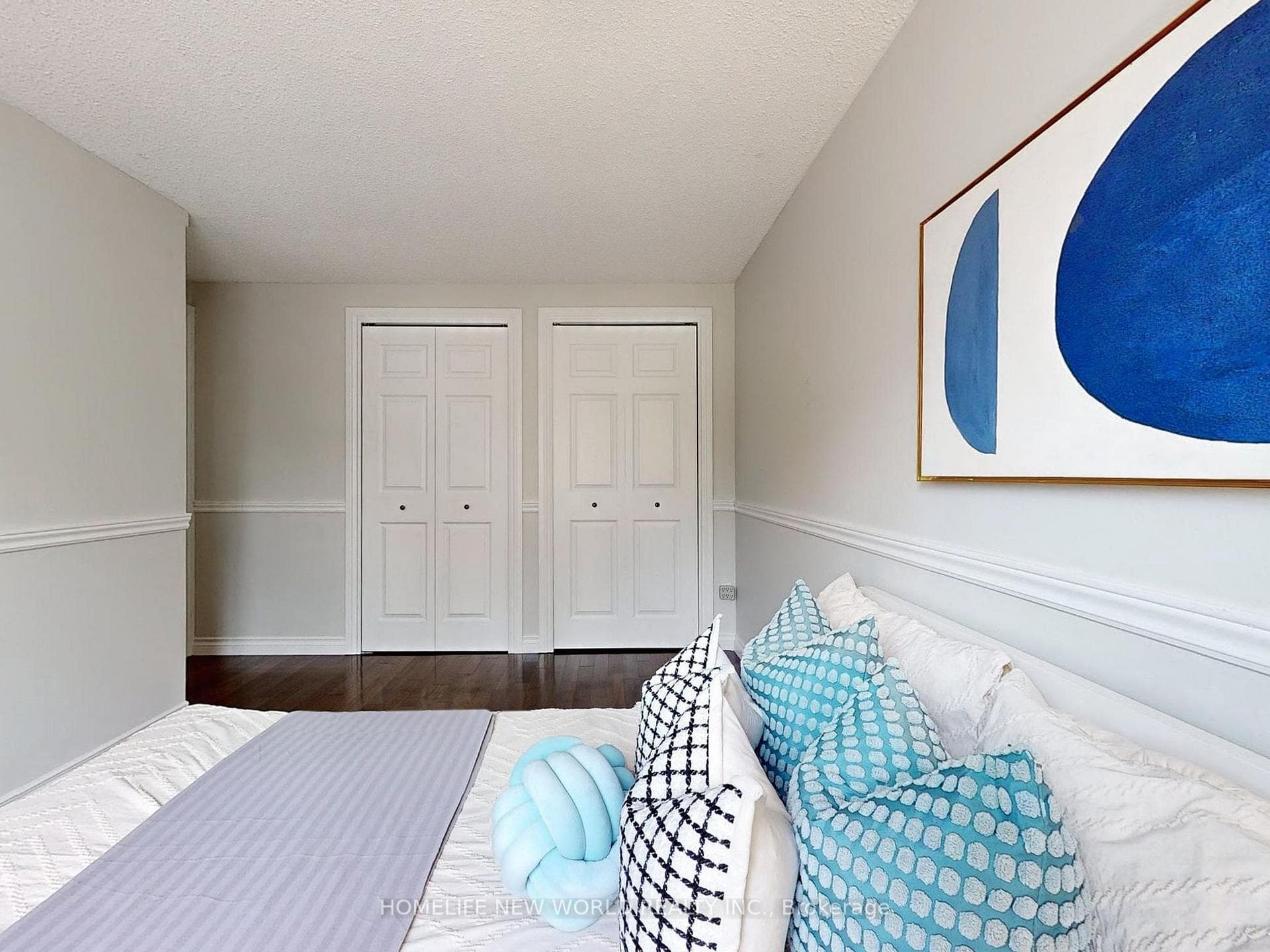 spacious 2nd bedroom with double closet
