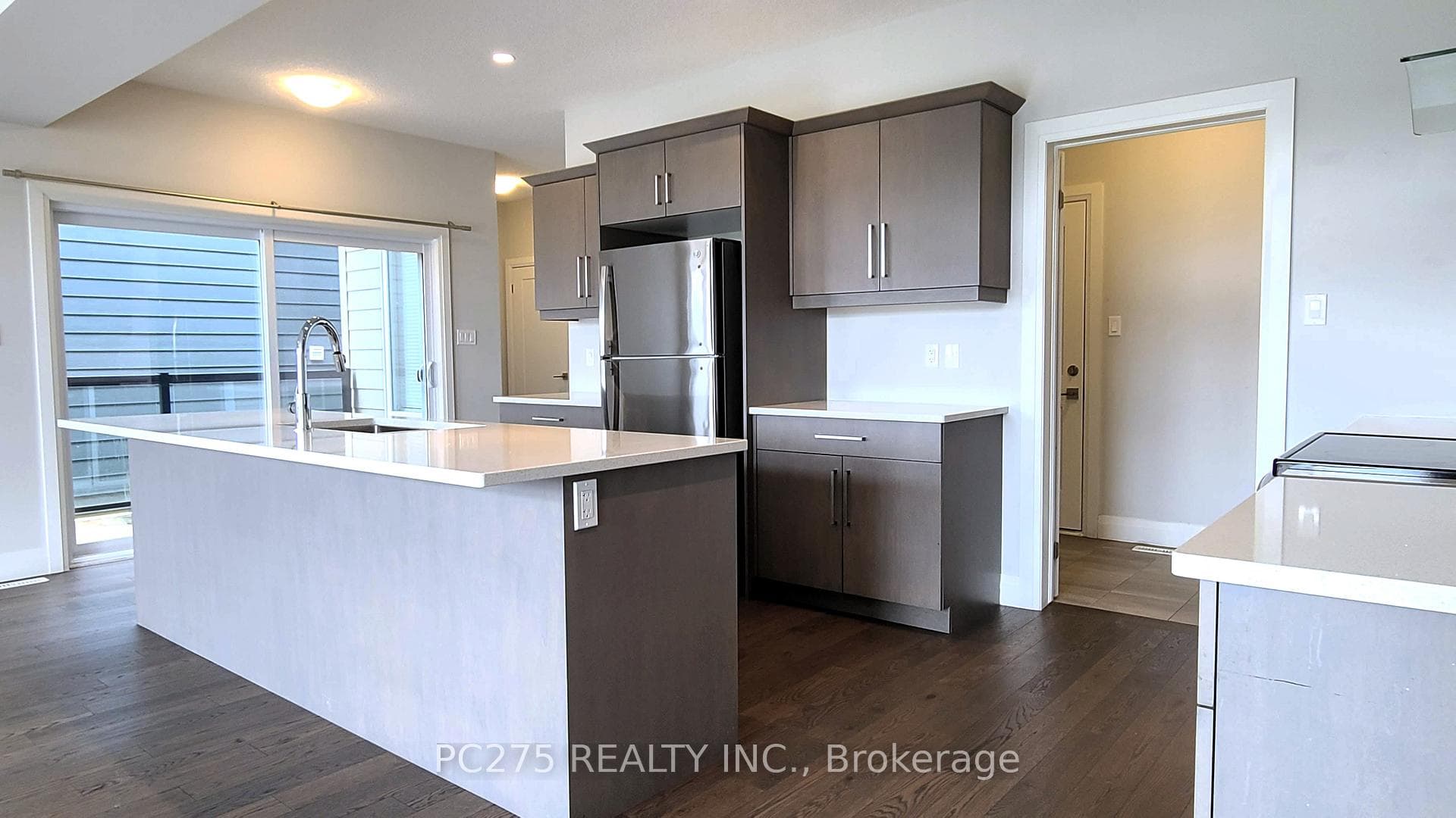 1244 Sandbar Street photo 6
