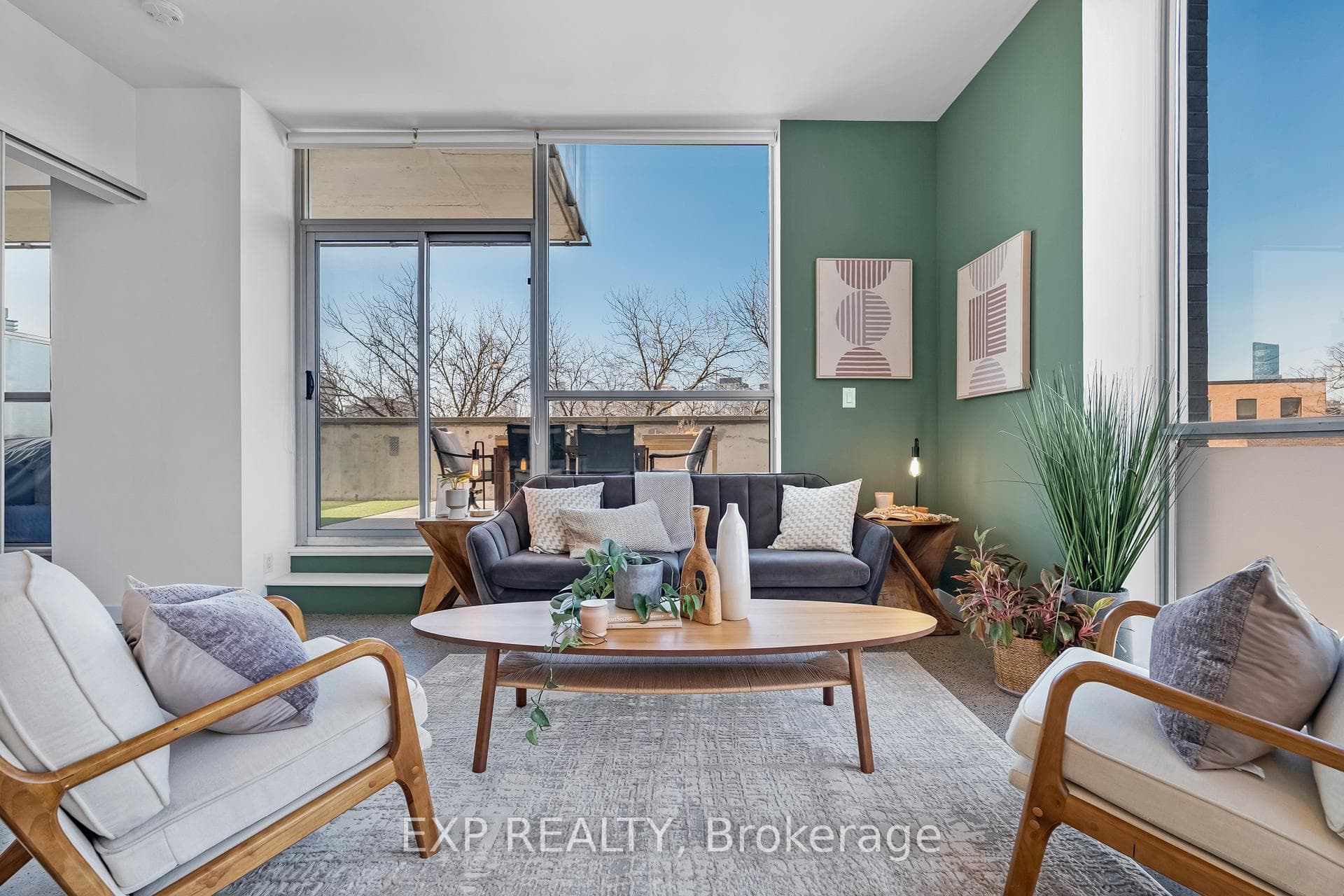 510 King Street Unit 409 photo 17