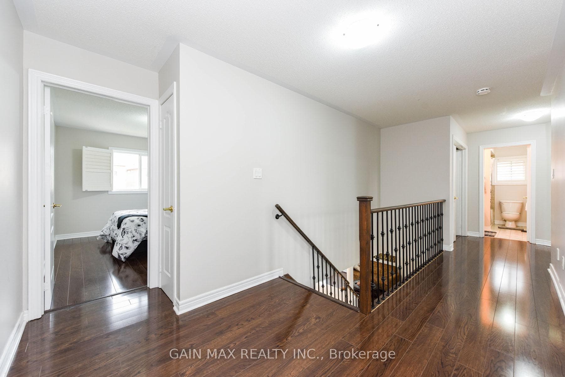 88 Stoneylake Avenue photo 26