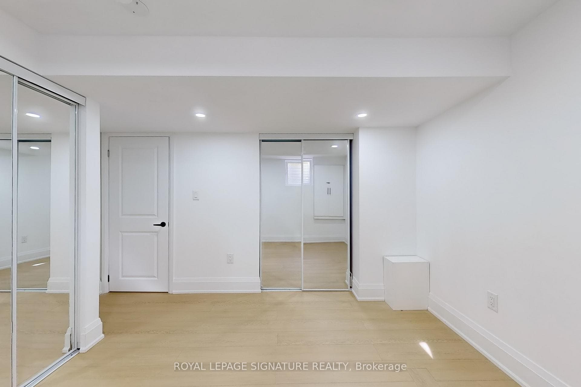 1018 Glenbourne Drive photo 25