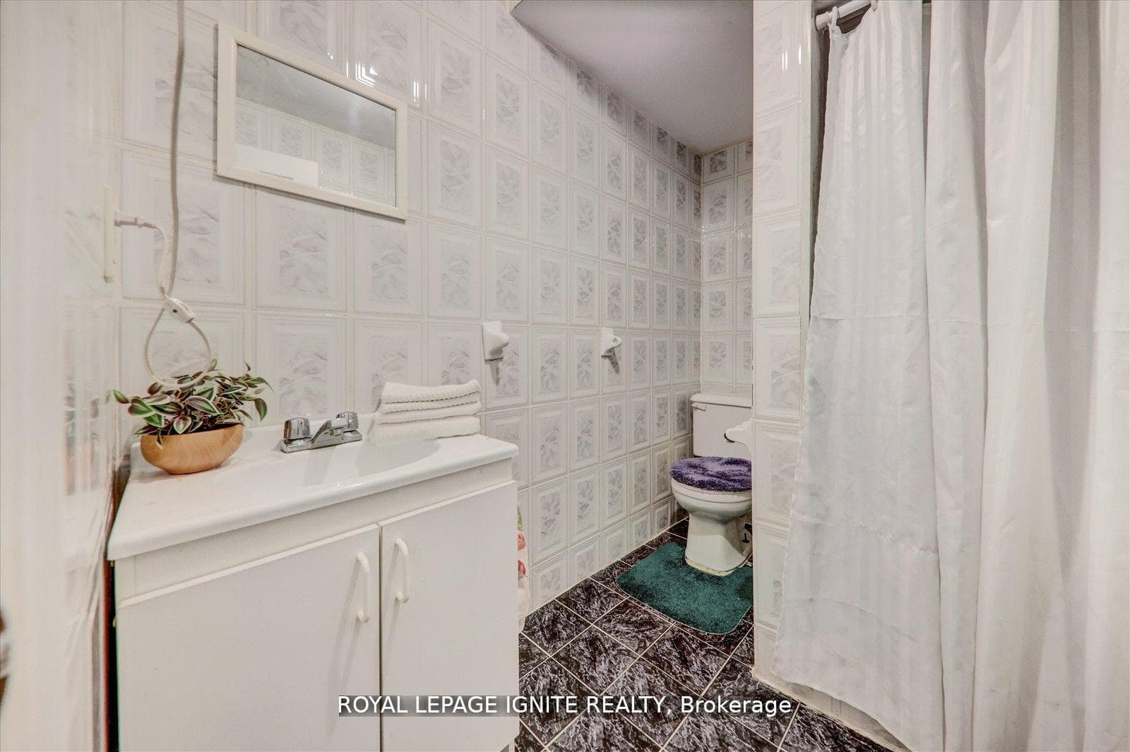38 Rodda Boulevard photo 30